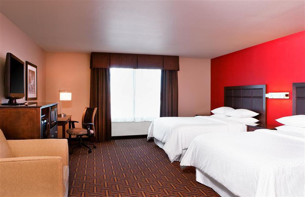Sonesta Essential Minot Hotel Room photo