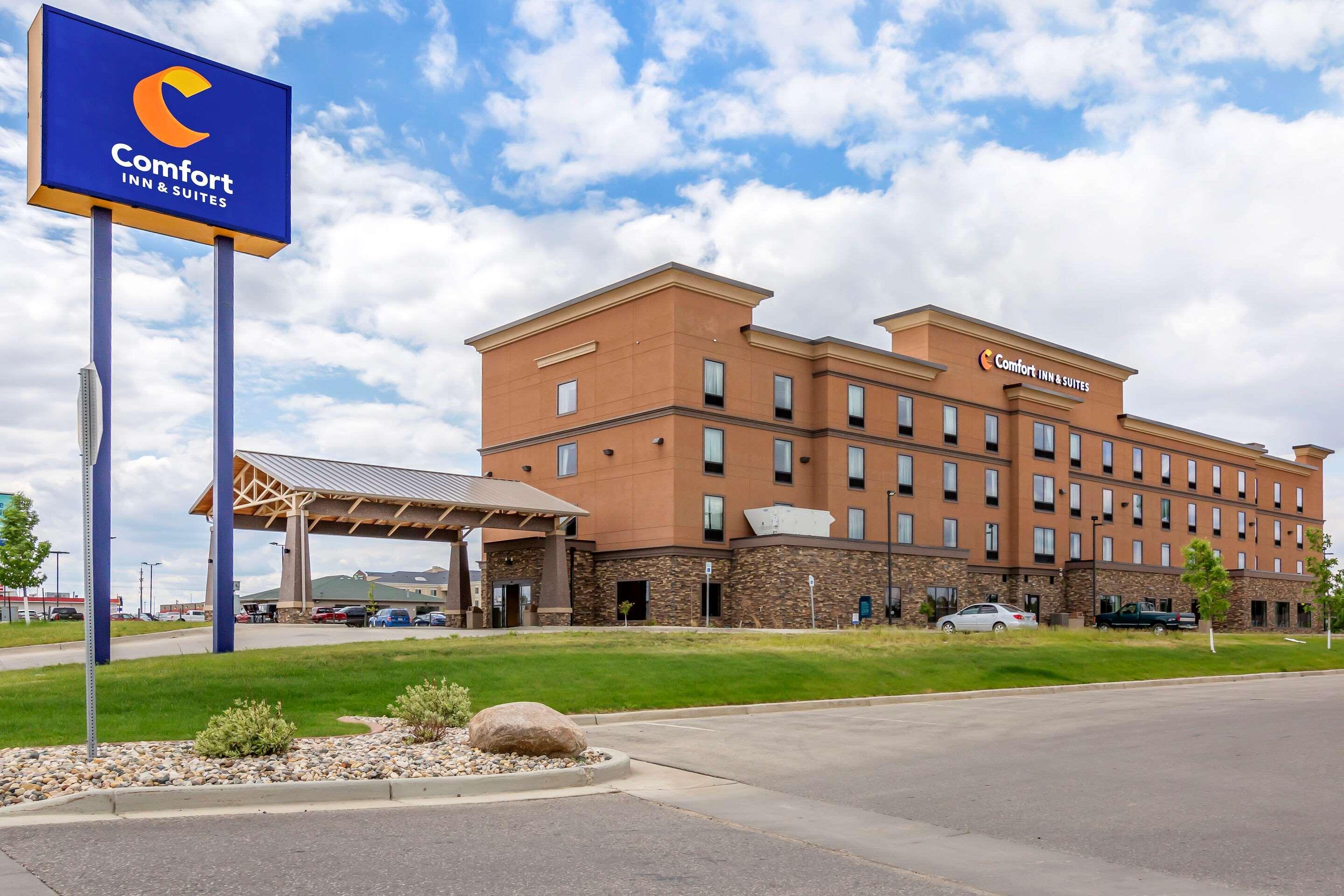 Sonesta Essential Minot Hotel Exterior photo