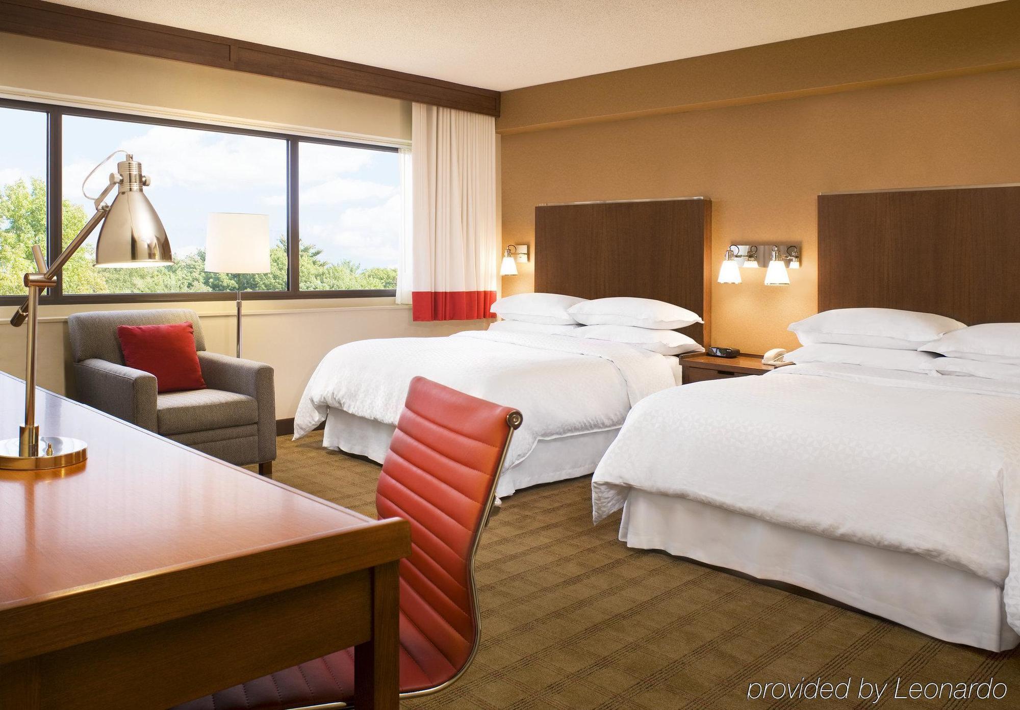 Sonesta Essential Minot Hotel Exterior photo